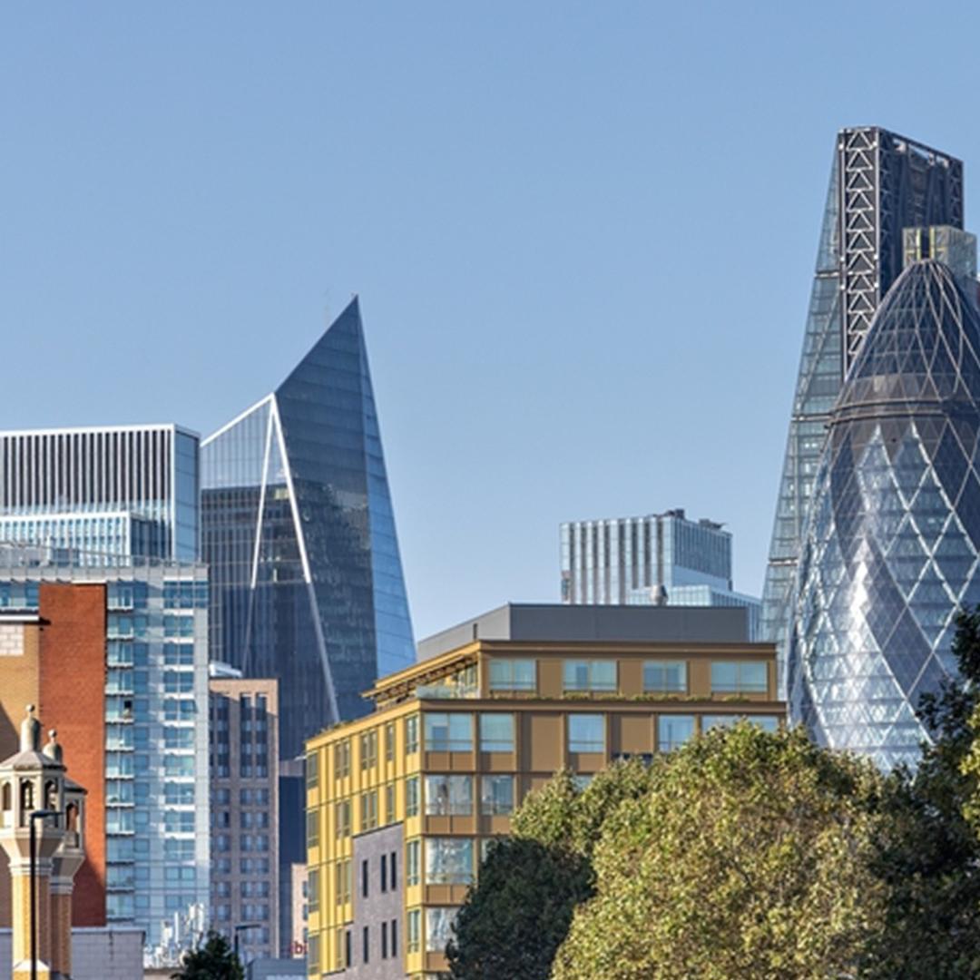 Aldgate East resizes