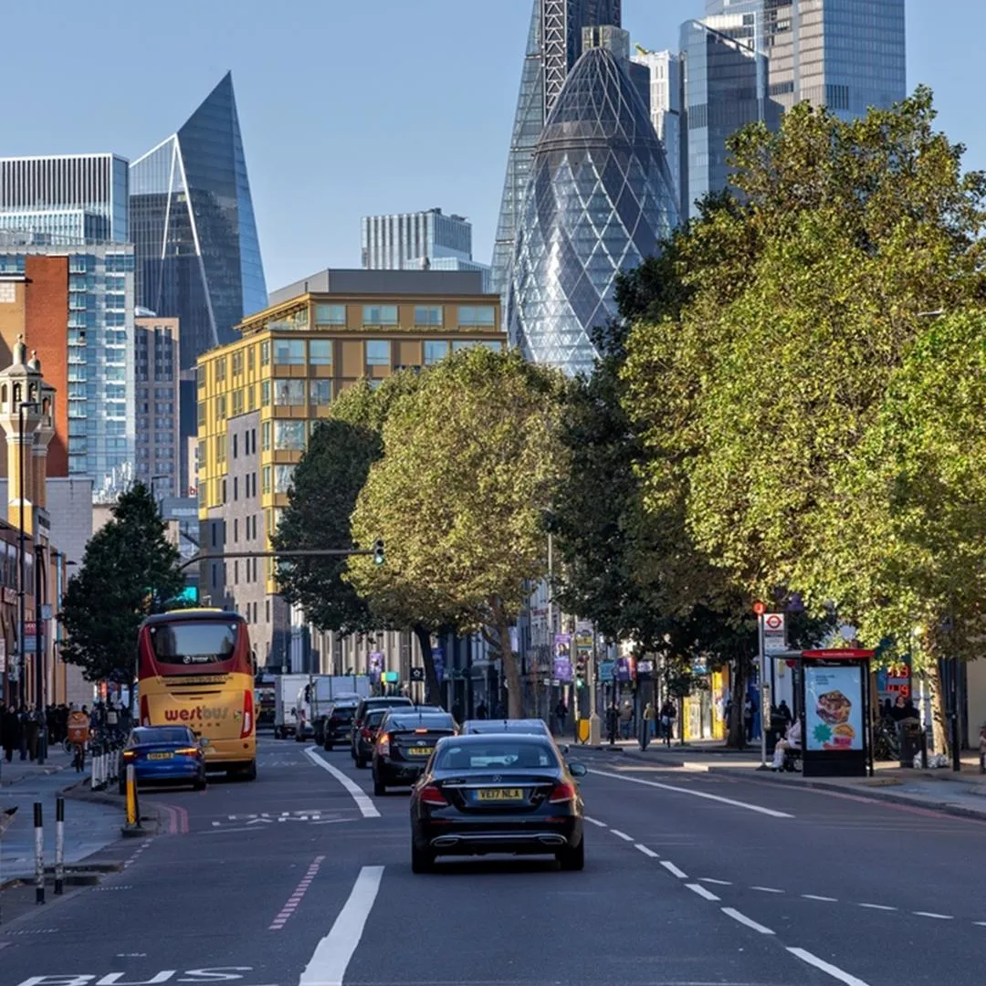 Aldgate East resizes