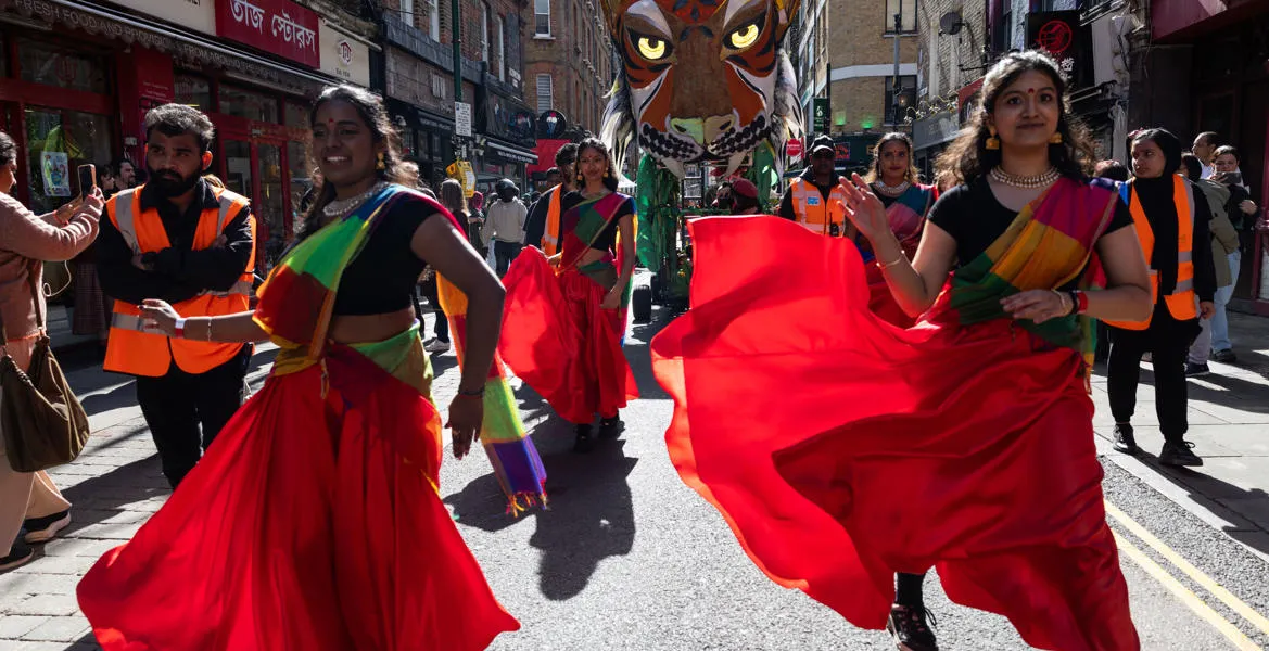 Dancers on Brick Lane