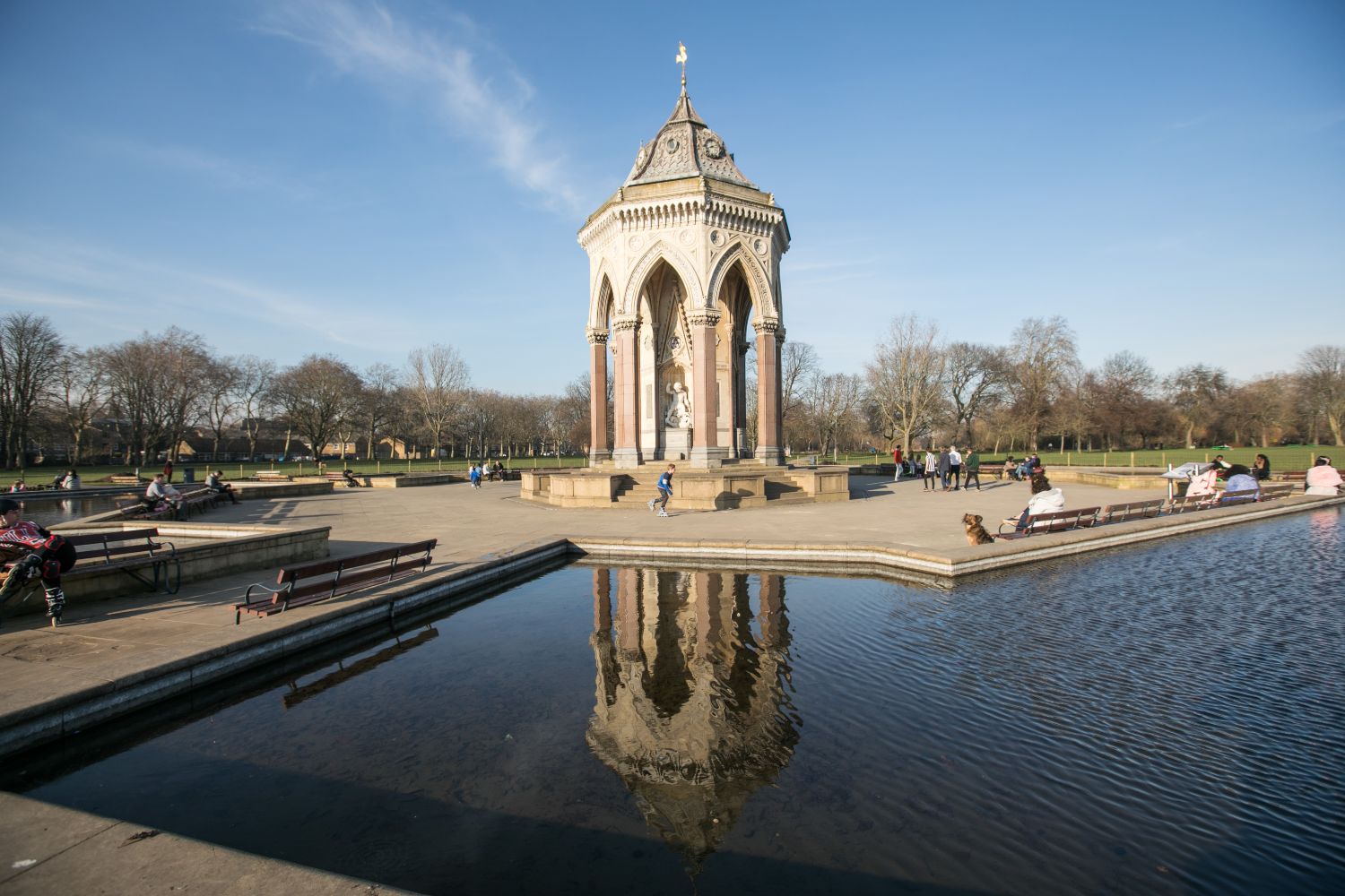 Coutts fountain