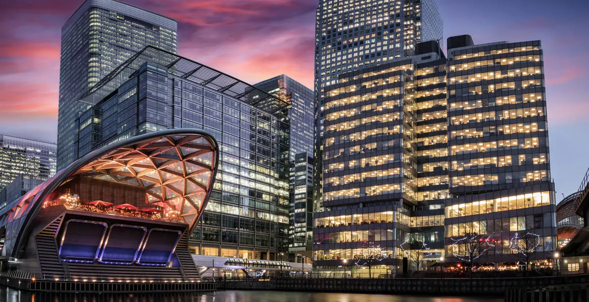 A photo of Canary Wharf railway station and One Canada Square