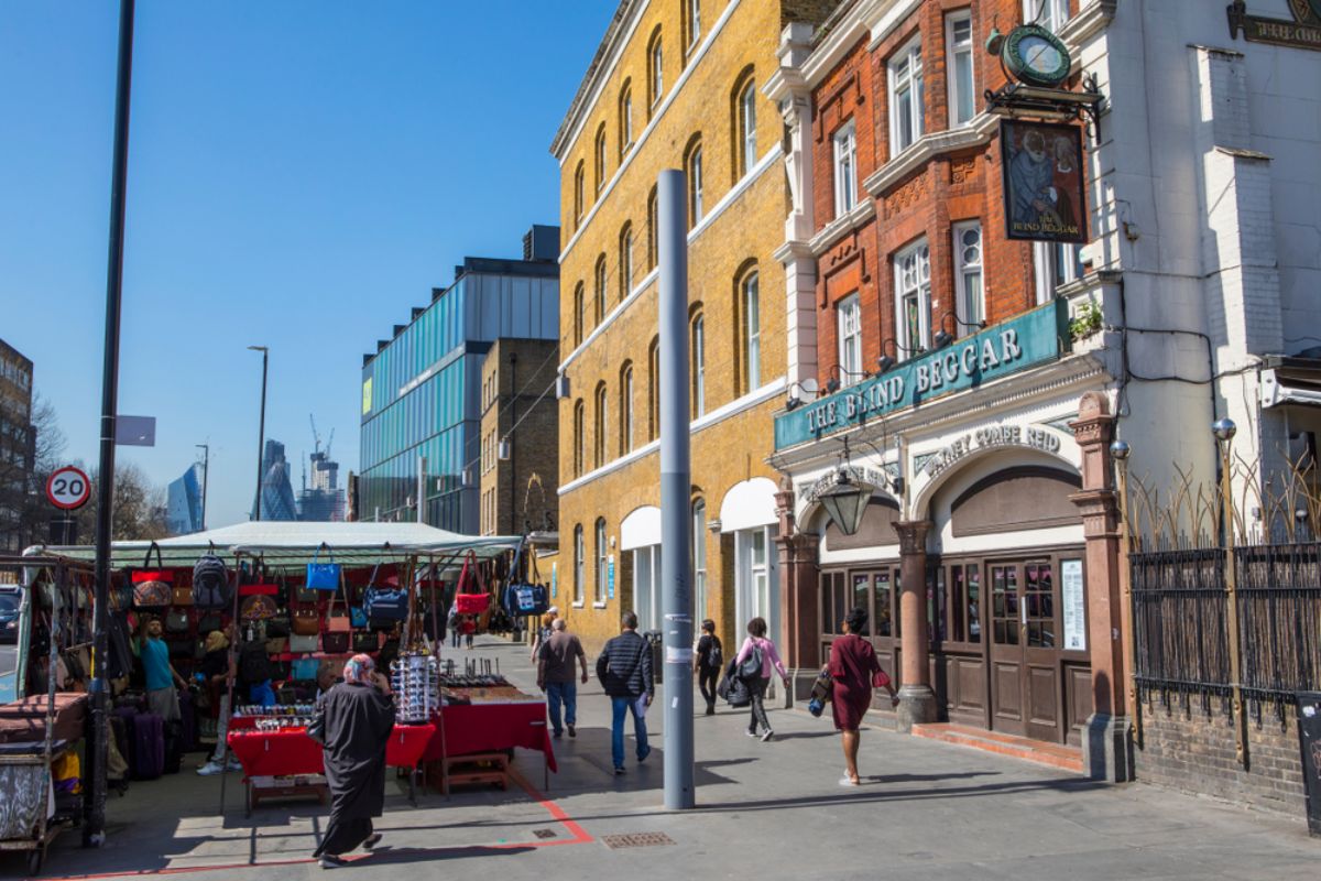 Whitechapel High St